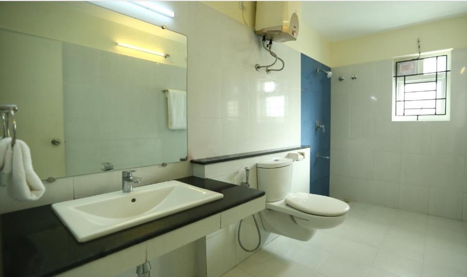 Green Tree Apartment South Boag Road Chennai Exterior photo